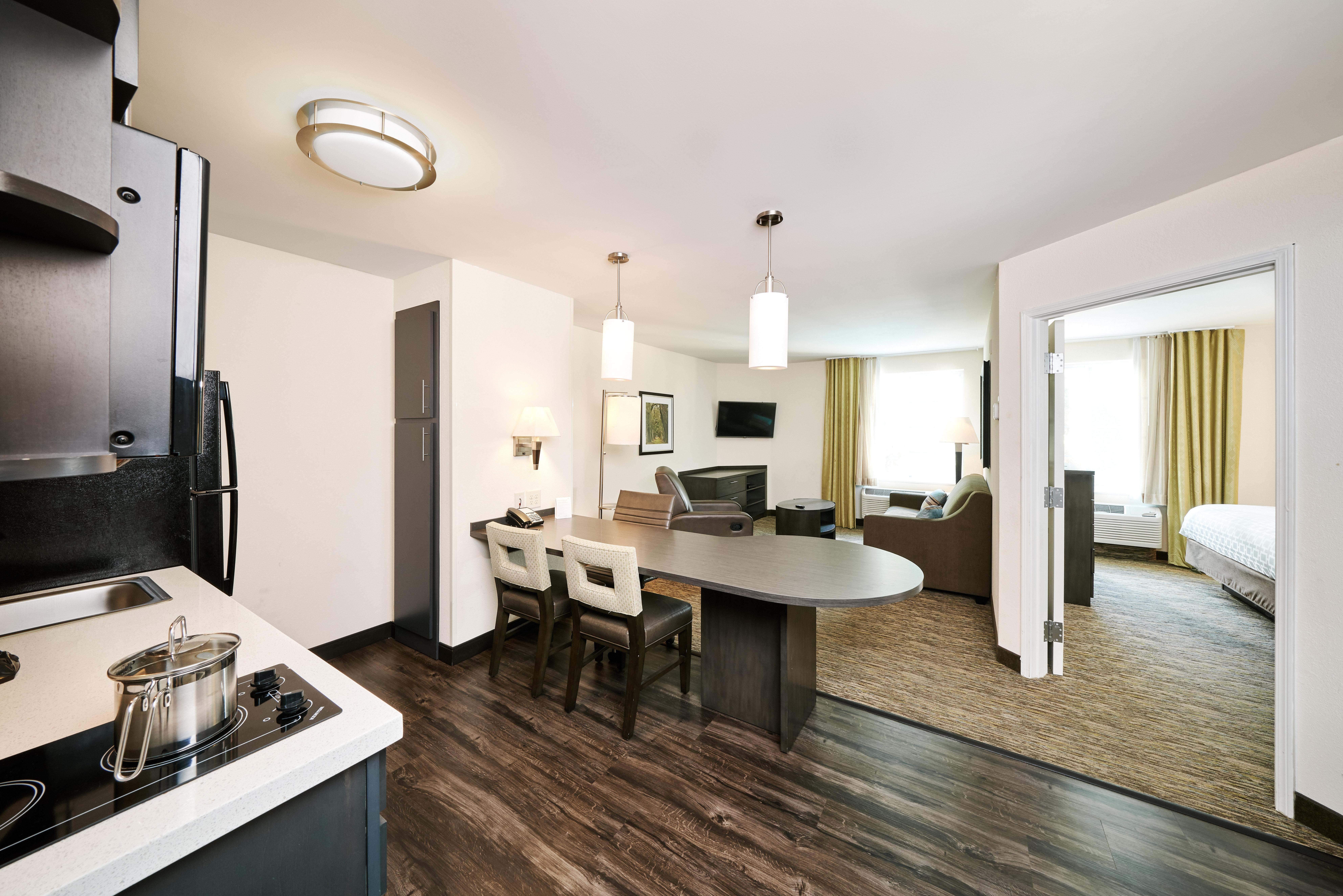 Sonesta Simply Suites Detroit Ann Arbor Exterior photo